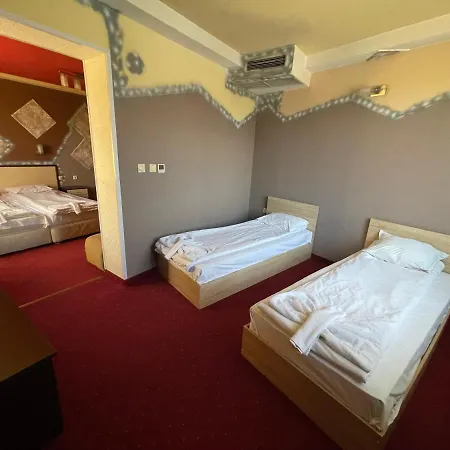 Hotel Victoria 2*